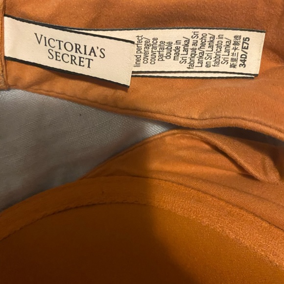 4 Victoria Secret Bras (Various sz) - Picture 4 of 8